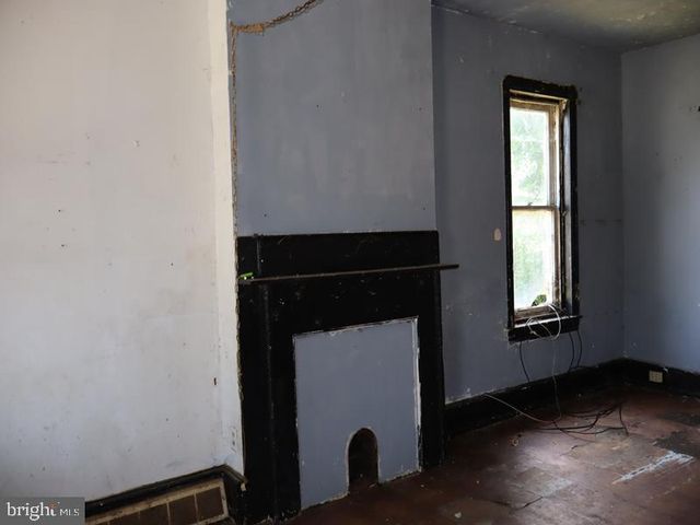 5311 N HOWARD ST, Philadelphia, PA 19120