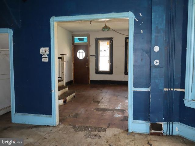 5311 N HOWARD ST, Philadelphia, PA 19120