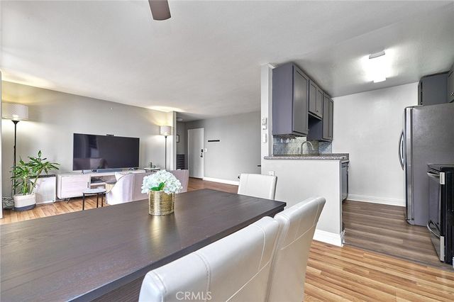 244 S La Fayette Park 301, Los Angeles, CA 90057