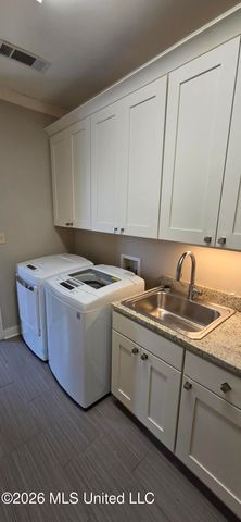 710 Manship Street, Jackson, MS 39202