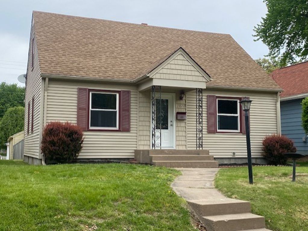2927 13th Avenue, Moline, IL 61265