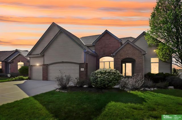 19614 CHANDLER Street, Gretna, NE 68028