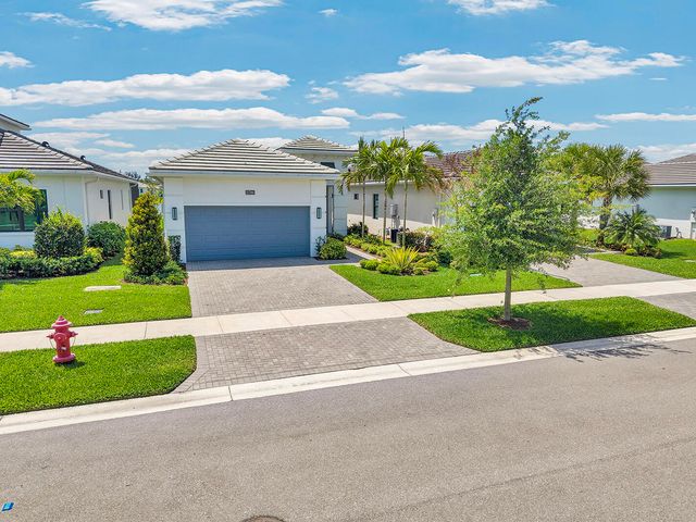 15780 Key Biscayne Lane, Westlake, FL 33470