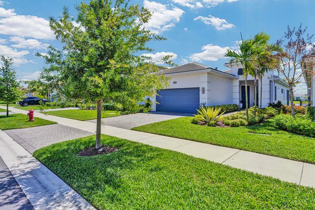 15780 Key Biscayne Lane, Westlake, FL 33470