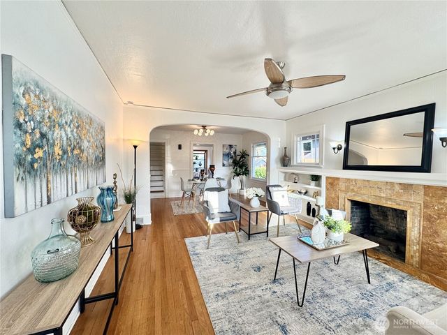 4837 S I Street, Tacoma, WA 98408