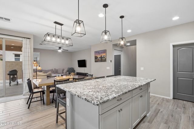 316 N 78TH Place, Mesa, AZ 85207