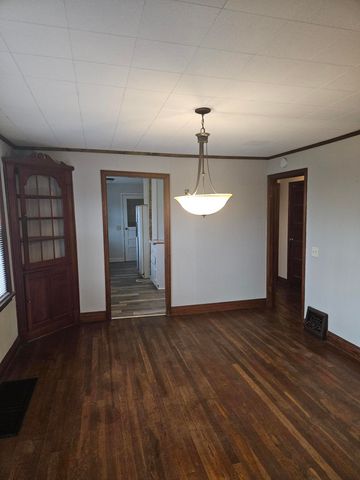 601 N Harris Street, Willow Springs, MO 65793