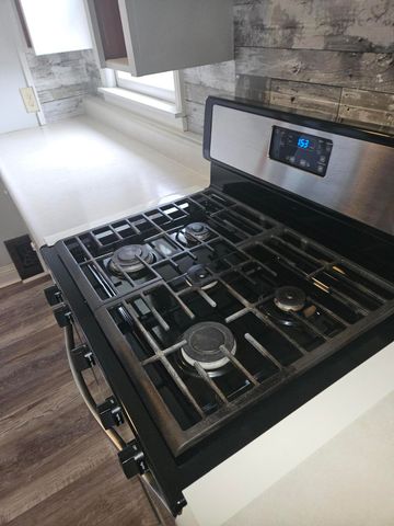 601 N Harris Street, Willow Springs, MO 65793