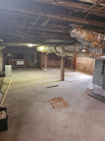 601 N Harris Street, Willow Springs, MO 65793