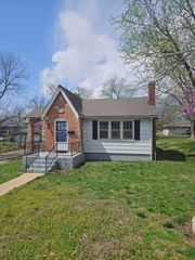 601 N Harris Street, Willow Springs, MO 65793