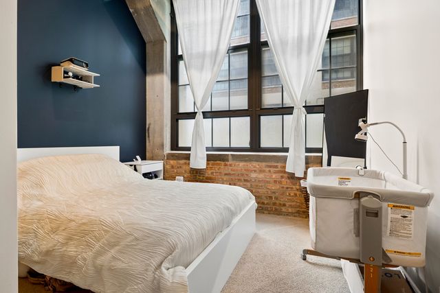 3963 W Belmont Avenue 109, Chicago, IL 60618
