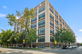 3963 W Belmont Avenue 109, Chicago, IL 60618