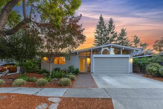 1186 Lyons Street, Redwood City, CA 94061