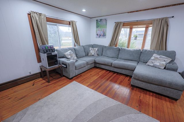 167 S Division Street, Hesperia Vlg, MI 49421