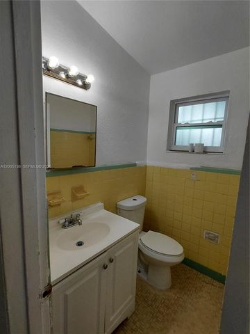 7051 NW 21st Ave, Miami, FL 33147