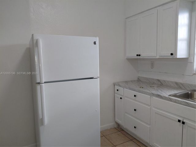 7051 NW 21st Ave, Miami, FL 33147