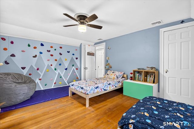 512 Quinnipiac Avenue, North Haven, CT 06473