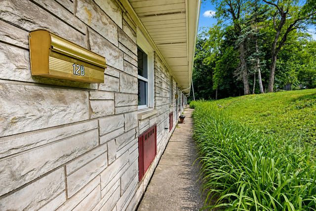 321 Hoffman Court, Crown Point, IN 46307