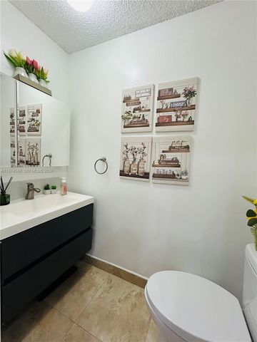 13890 SW 64th St, Miami, FL 33183