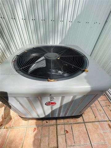 13890 SW 64th St, Miami, FL 33183