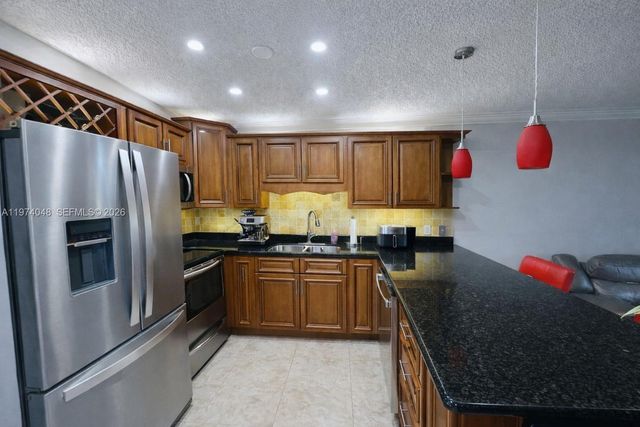 13890 SW 64th St, Miami, FL 33183