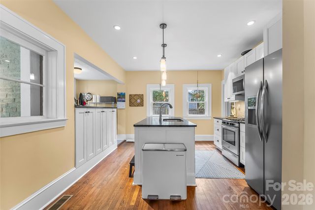 96 Longview Road, Asheville, NC 28806