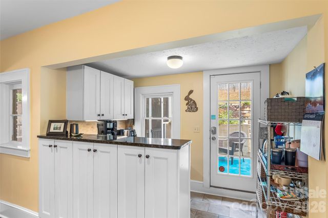 96 Longview Road, Asheville, NC 28806