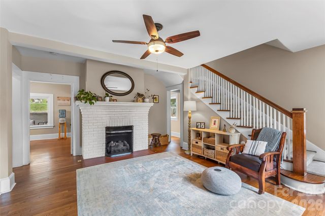 96 Longview Road, Asheville, NC 28806