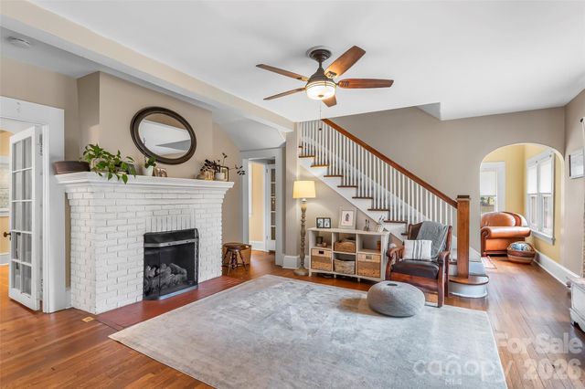 96 Longview Road, Asheville, NC 28806