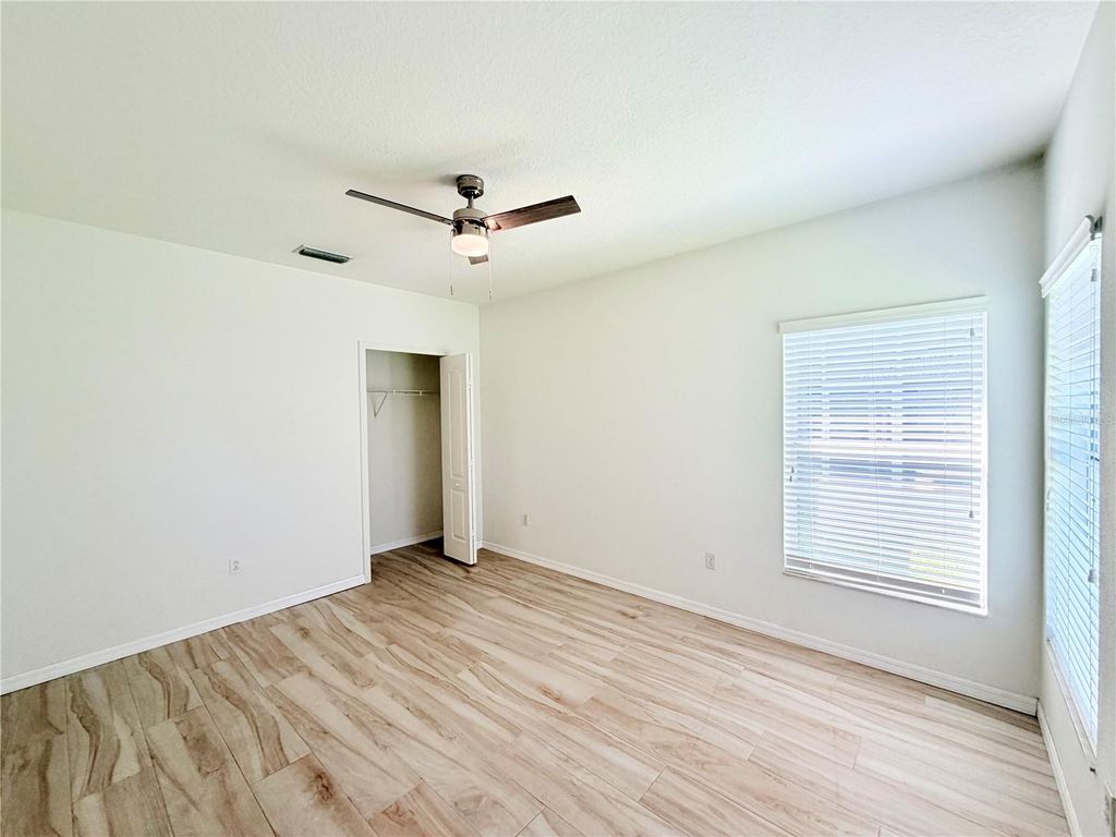 Image 22 of property listing at 14606 CORAL BERRY DRIVE, Tampa, FL 33626