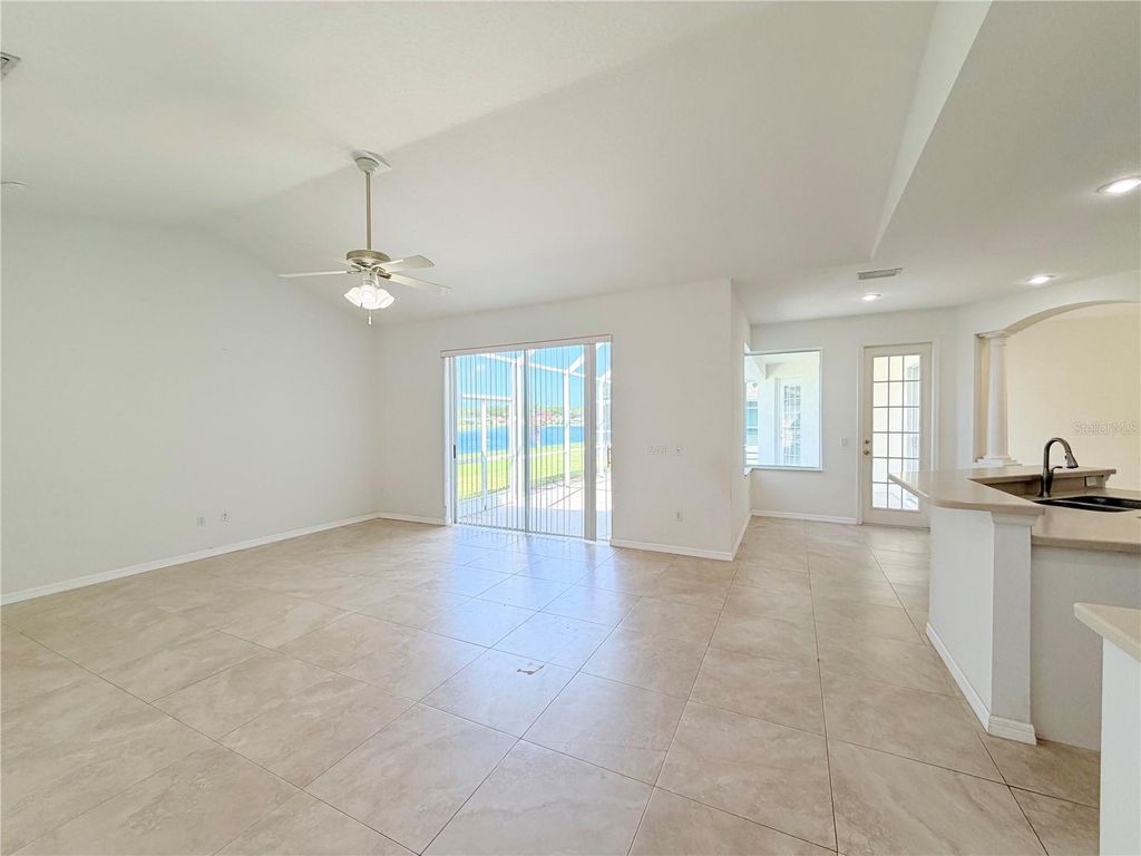 Image 28 of property listing at 14606 CORAL BERRY DRIVE, Tampa, FL 33626