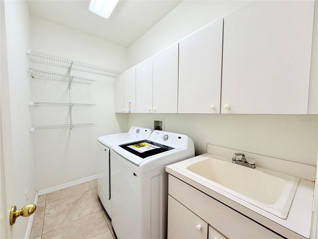Image 29 of property listing at 14606 CORAL BERRY DRIVE, Tampa, FL 33626