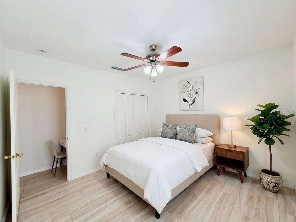 Image 31 of property listing at 14606 CORAL BERRY DRIVE, Tampa, FL 33626