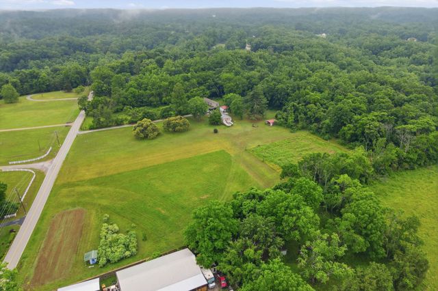 1411 Union Hill Rd, Goodlettsville, TN 37072