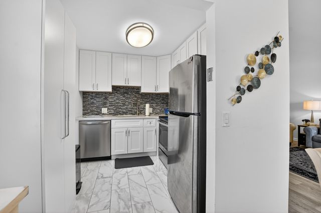 150 Mansfield D 150, Boca Raton, FL 33434