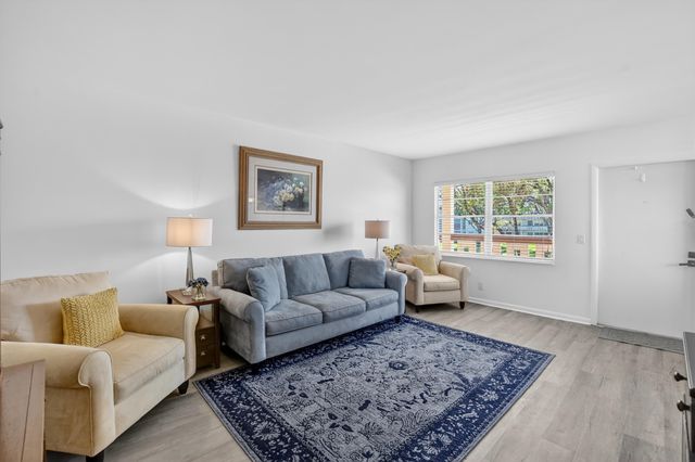 150 Mansfield D 150, Boca Raton, FL 33434