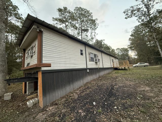 279 White Oak Circle, Trinity, TX 75862