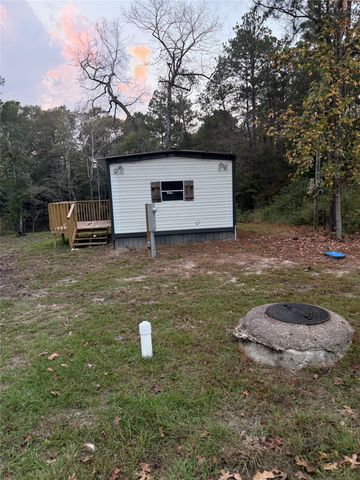 279 White Oak Circle, Trinity, TX 75862