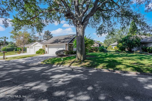 27 CARRIAGE Lane, Ponte Vedra Beach, FL 32082