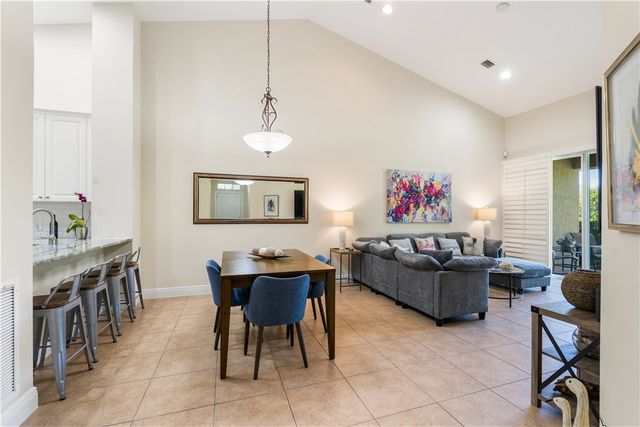 4325 Cross Court, Vero Beach, FL 32967