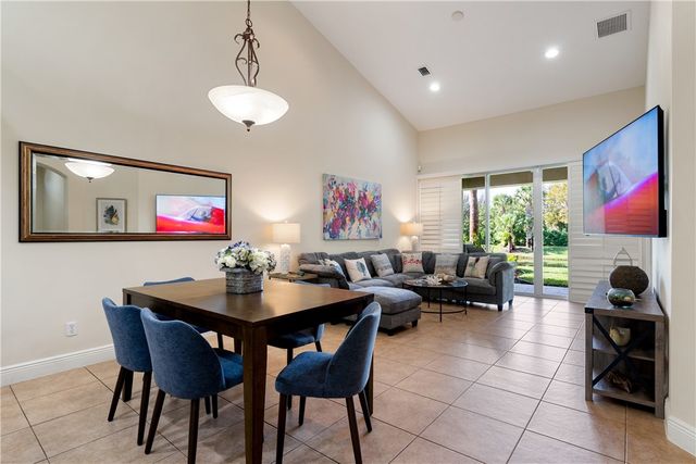 4325 Cross Court, Vero Beach, FL 32967