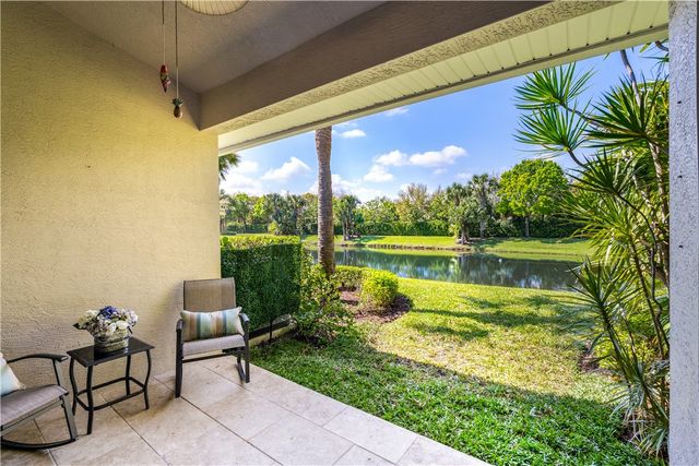 4325 Cross Court, Vero Beach, FL 32967