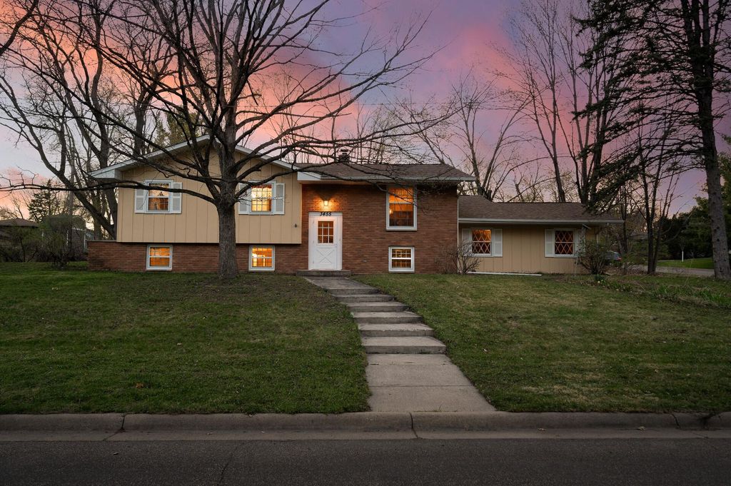 3455 Glen Oaks Avenue, White Bear Lake, MN 55110