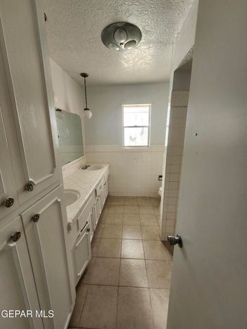 631 Mike Maros Street, Fabens, TX 79838