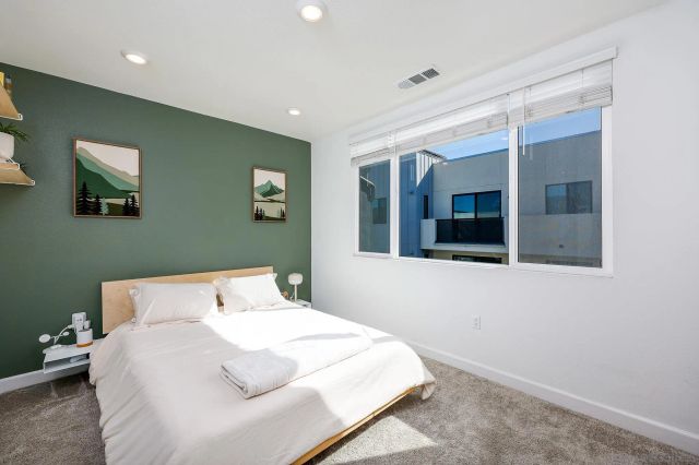 2190 Ocotillo Ln, San Diego, CA 92154