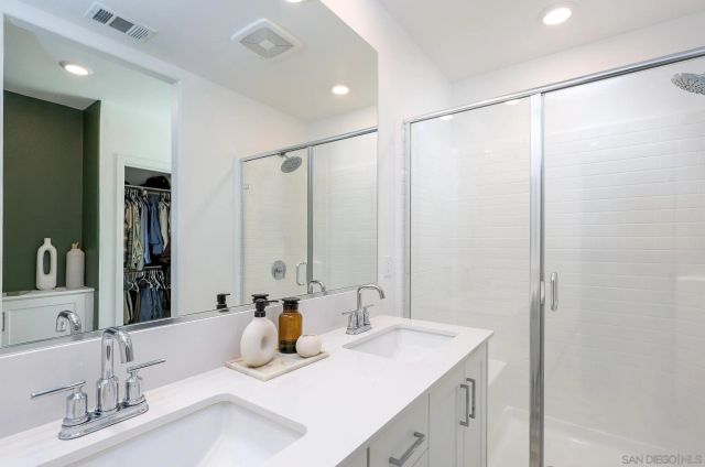 2190 Ocotillo Ln, San Diego, CA 92154