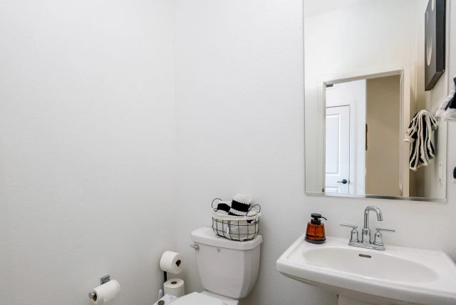 2190 Ocotillo Ln, San Diego, CA 92154