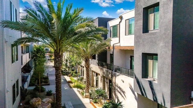 2190 Ocotillo Ln, San Diego, CA 92154