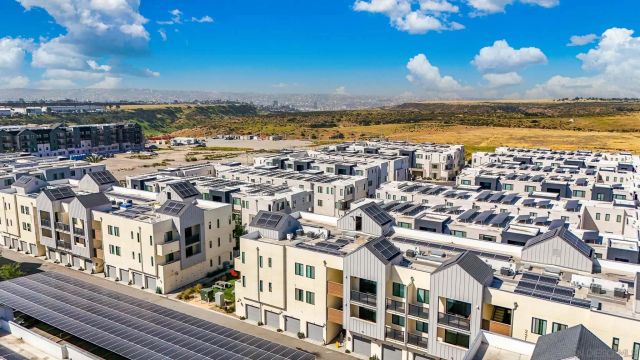 2190 Ocotillo Ln, San Diego, CA 92154