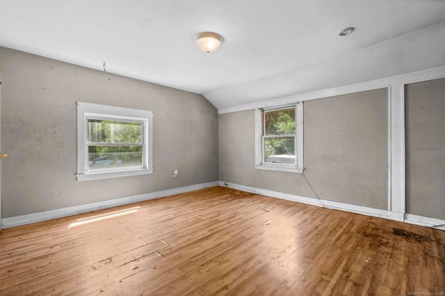 215 Maple Street, East Haven, CT 06512